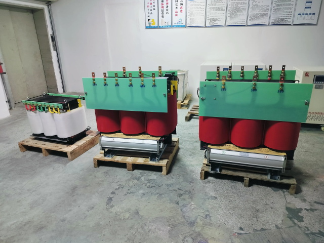 五通桥KS11-1000KVA矿用变压器